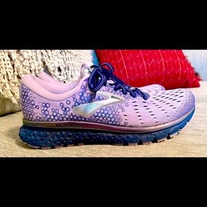 Brooks Glycerin 17 Women’s Sz 9
